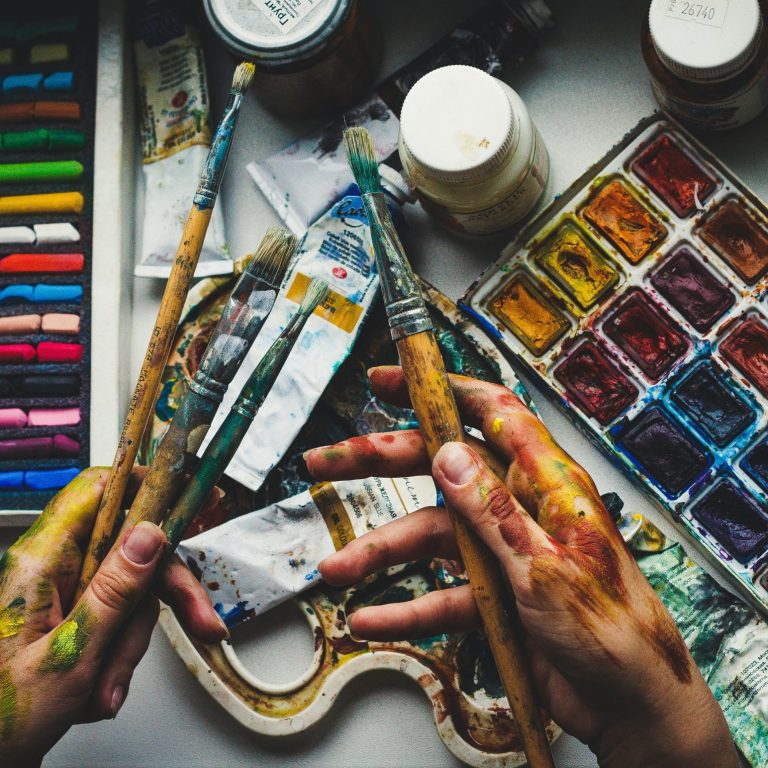 veronika-scherbik-lYnwJ1eWPvA-unsplash